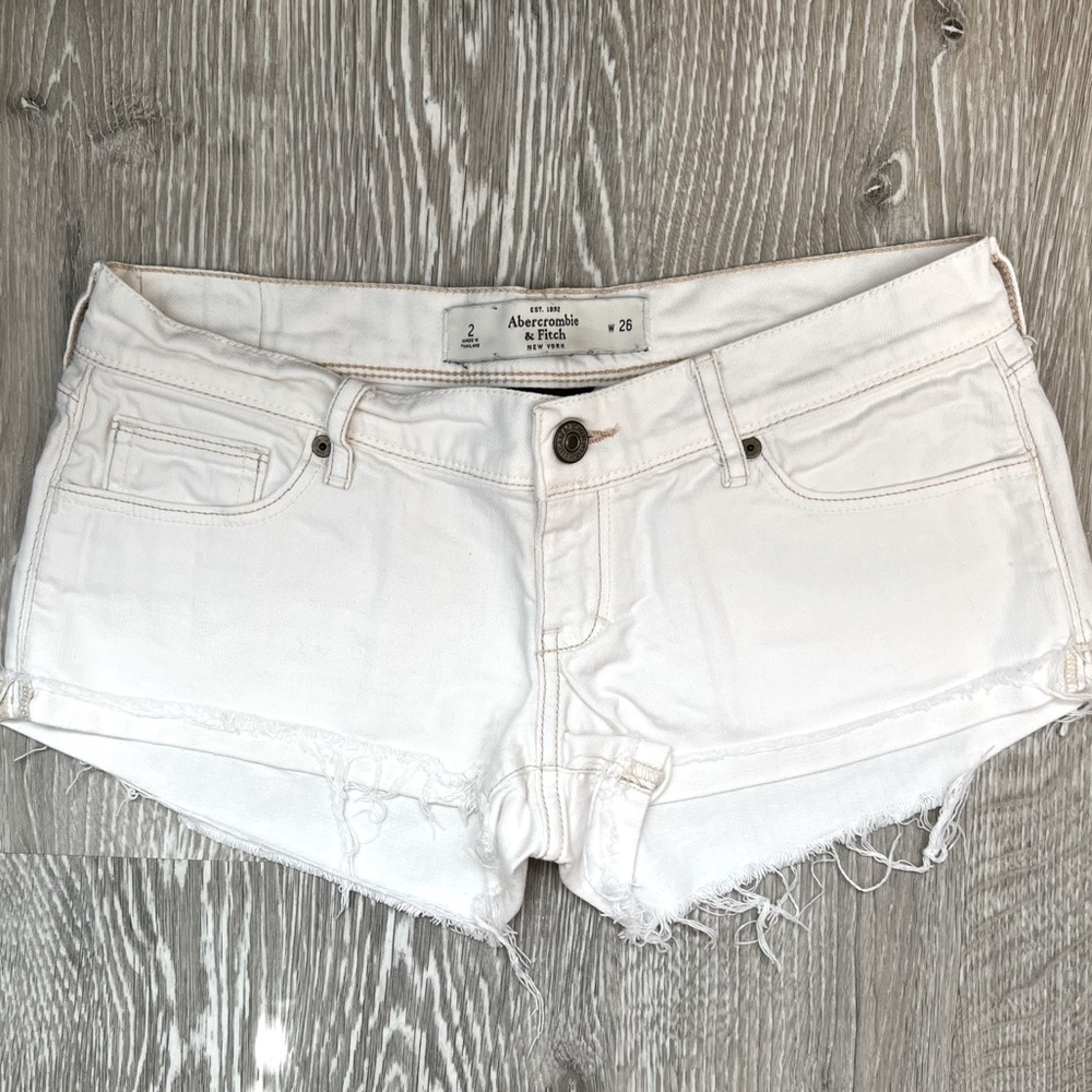 Abercrombie & Fitch - SIZE 2